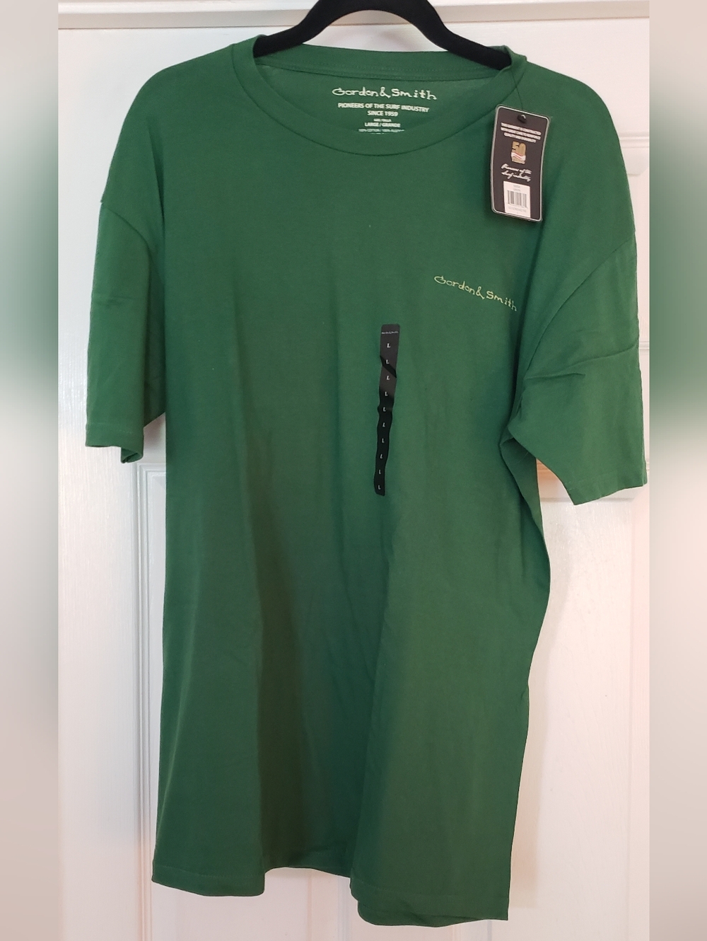 NWT- Vintage Men’s Green T-Shirt
